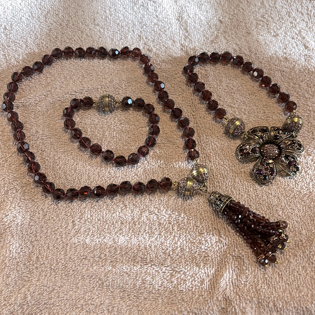 Burgundy 5 Piece - Heidi Daus Set